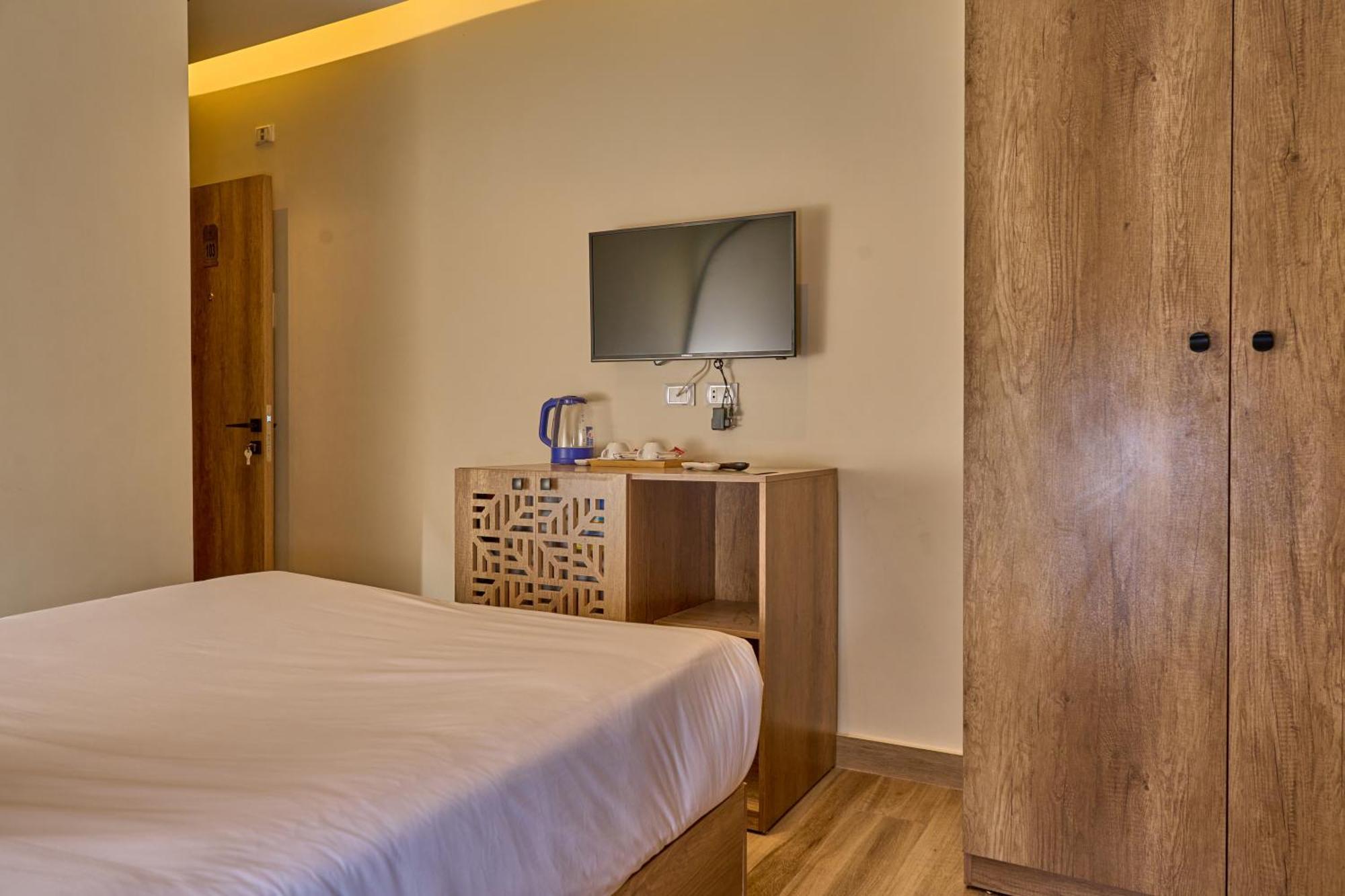 Lotus Inn Kafret el-Gabal 外观 照片